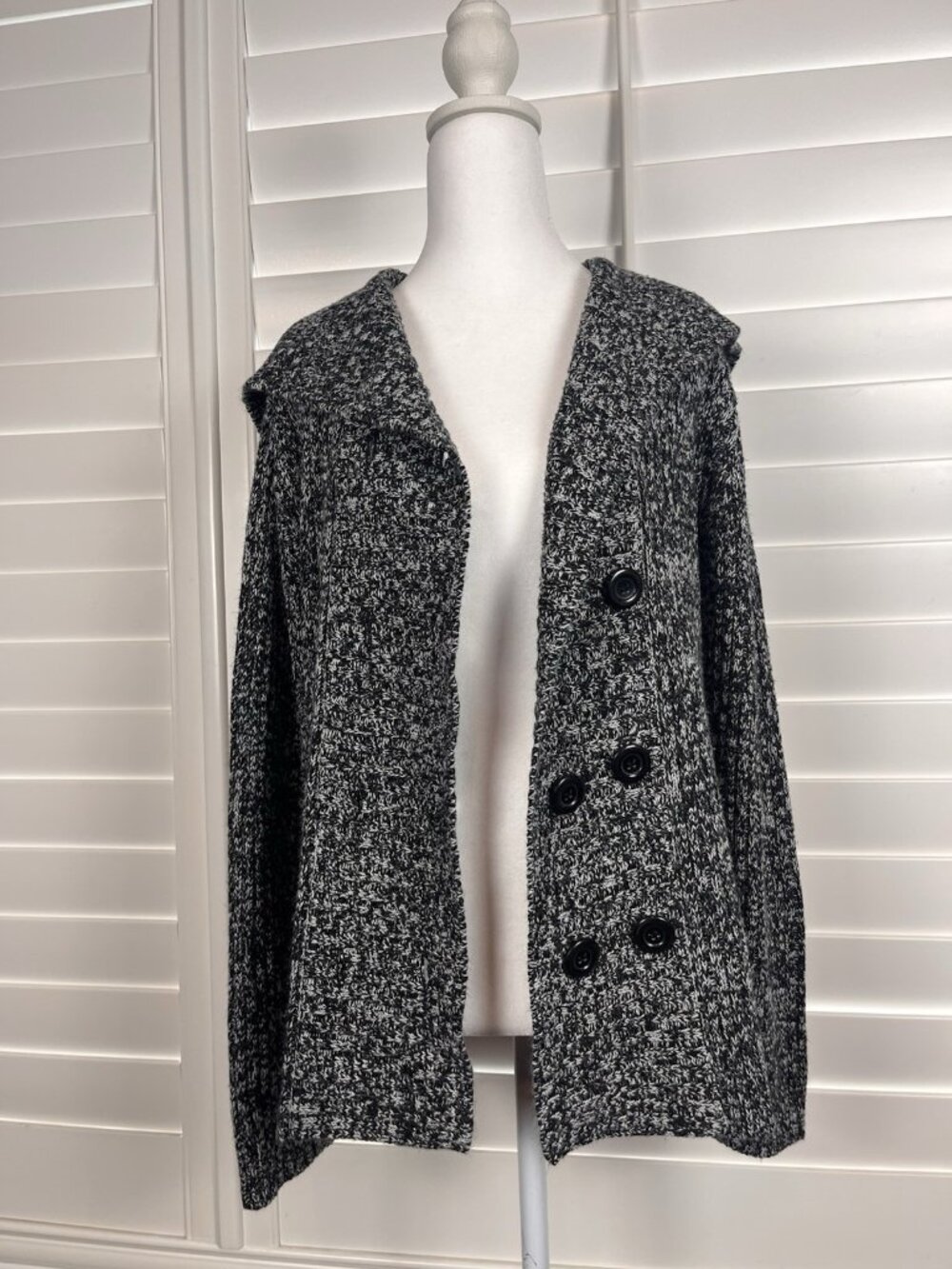 Creazioni Effect Women PLarge Black White Knit Hooded Double Breasted Cardigan